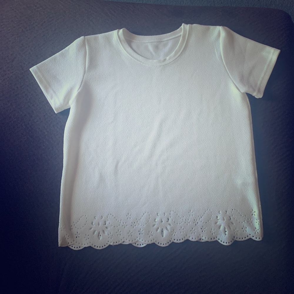 NWOT Korean Elegant Floral Design Top XS/S